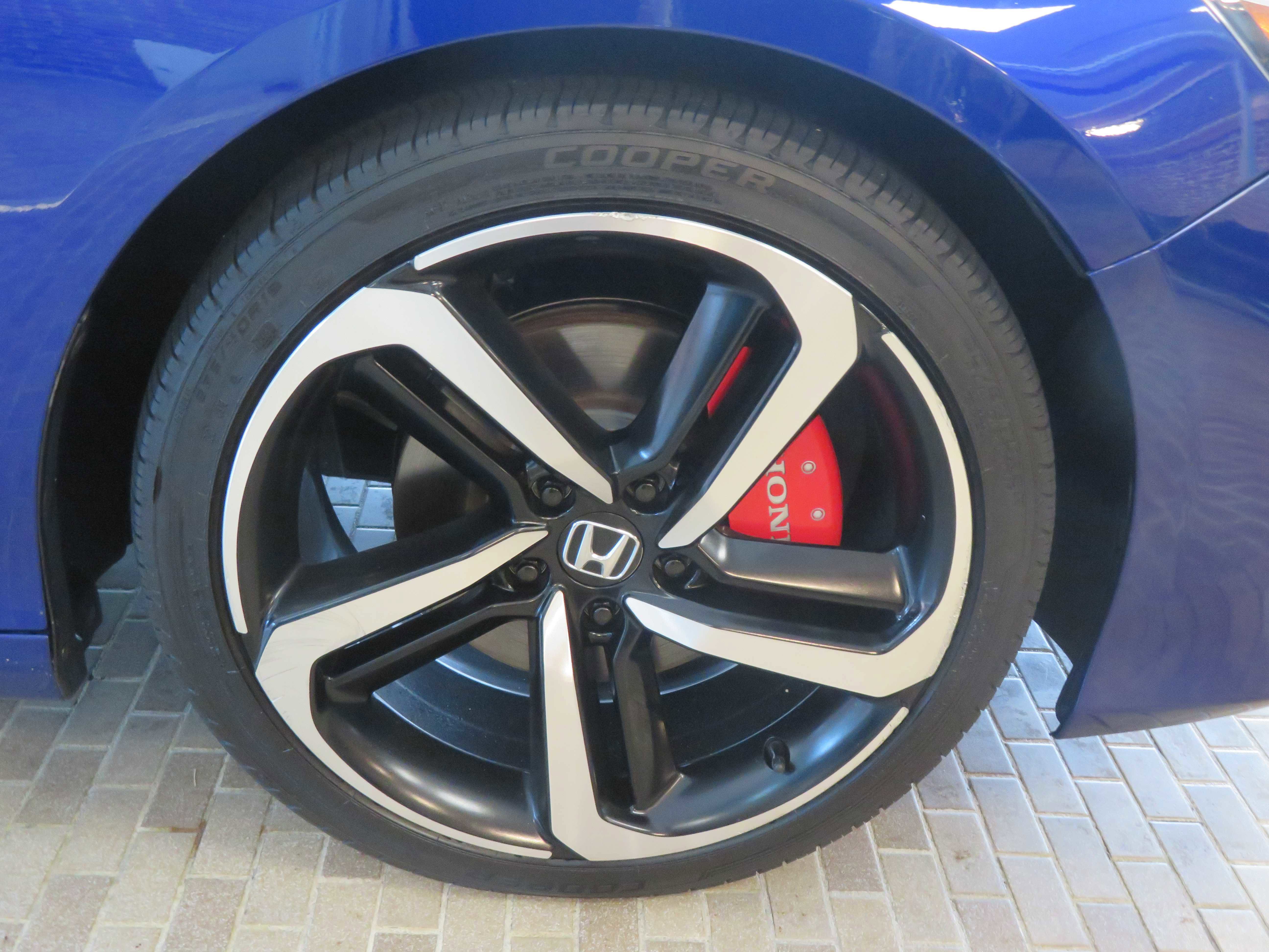Used 2021 Honda Accord Sport image 10