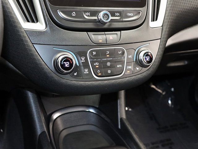Used 2024 Chevrolet Malibu LT image 19