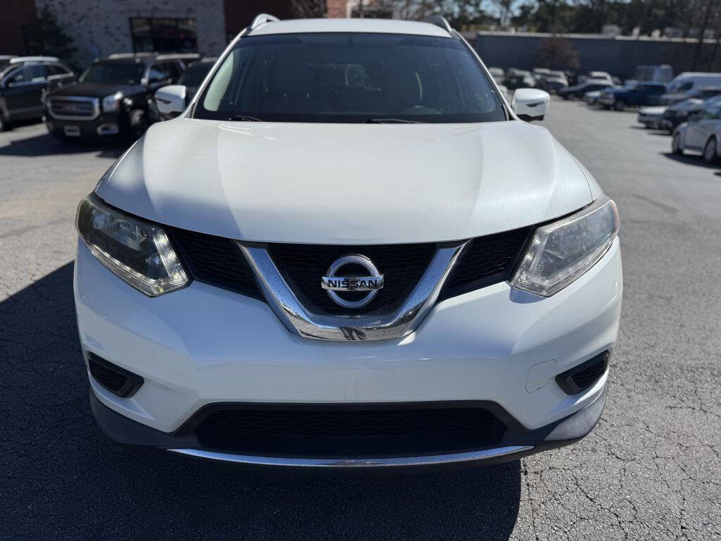 Used 2016 Nissan Rogue SV w/ SV Premium Package image 2