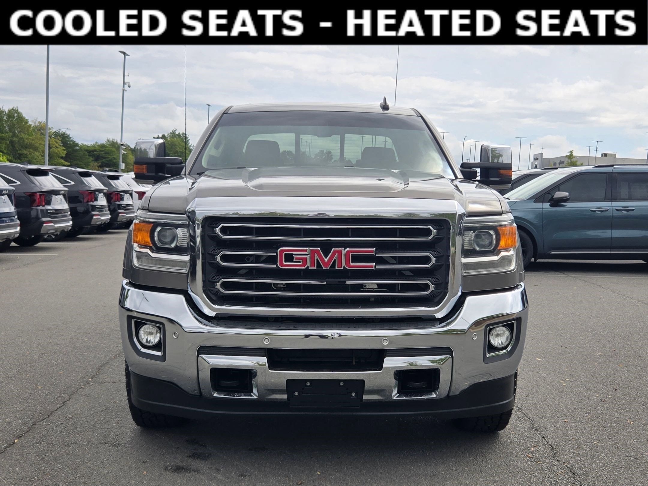 Used 2017 GMC Sierra 2500 SLT image 2