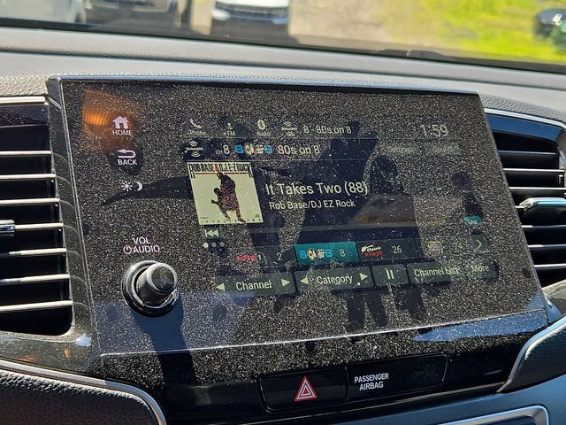 Used 2025 Honda Passport EX-L image 13