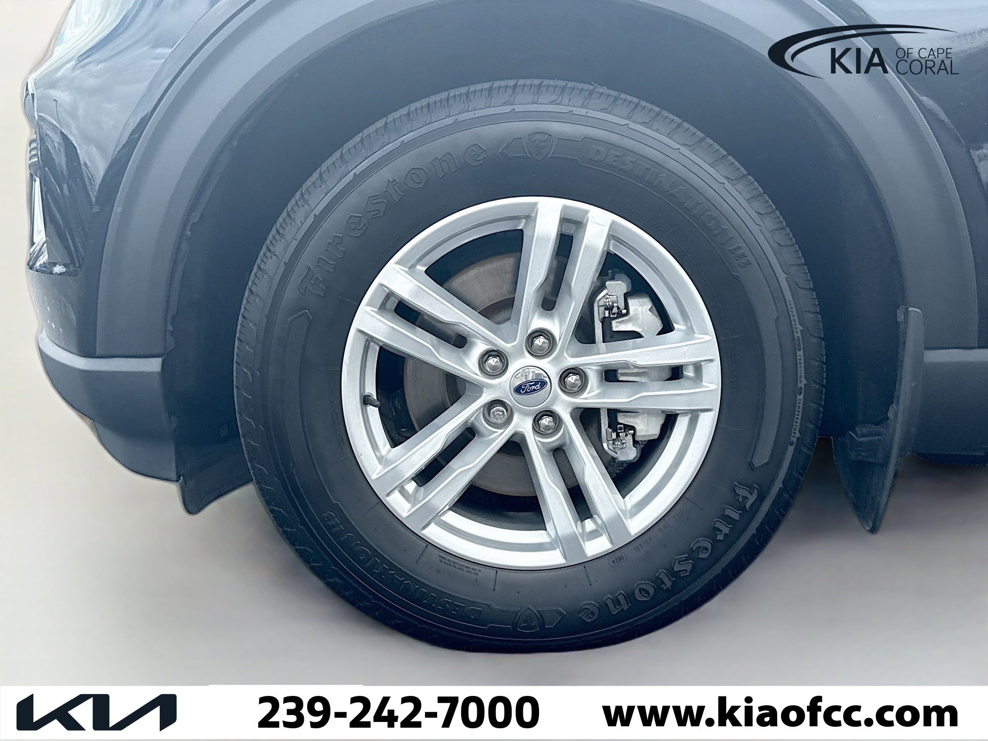 Used 2022 Ford Explorer XLT image 38