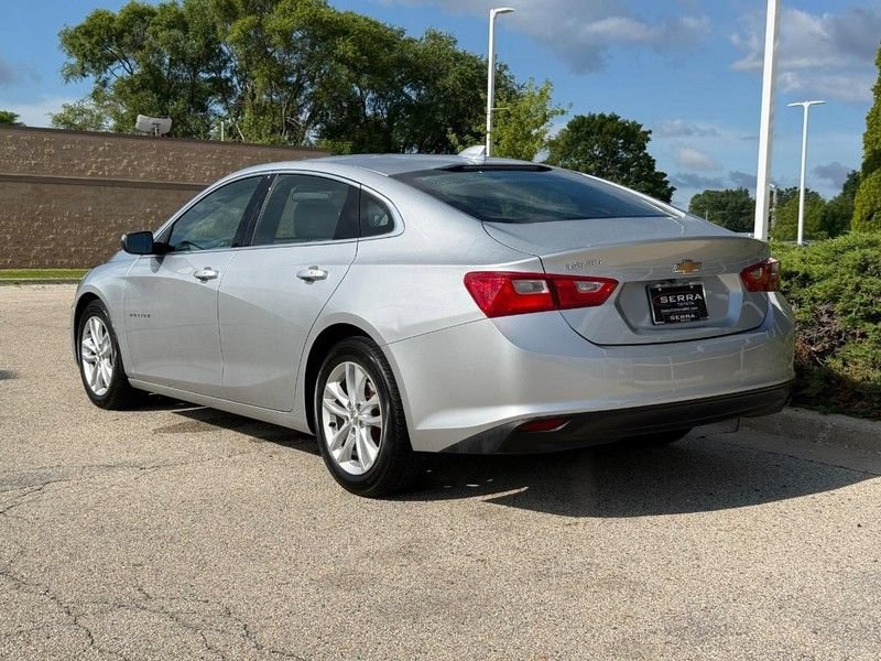 Used 2017 Chevrolet Malibu LT FWD image 5