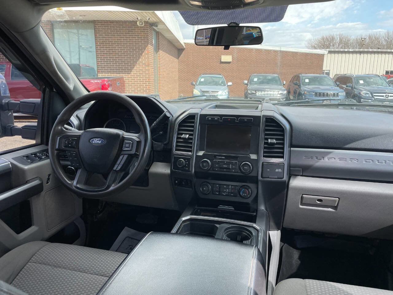 Used 2019 Ford F250 XLT w/ XLT Premium Package image 28