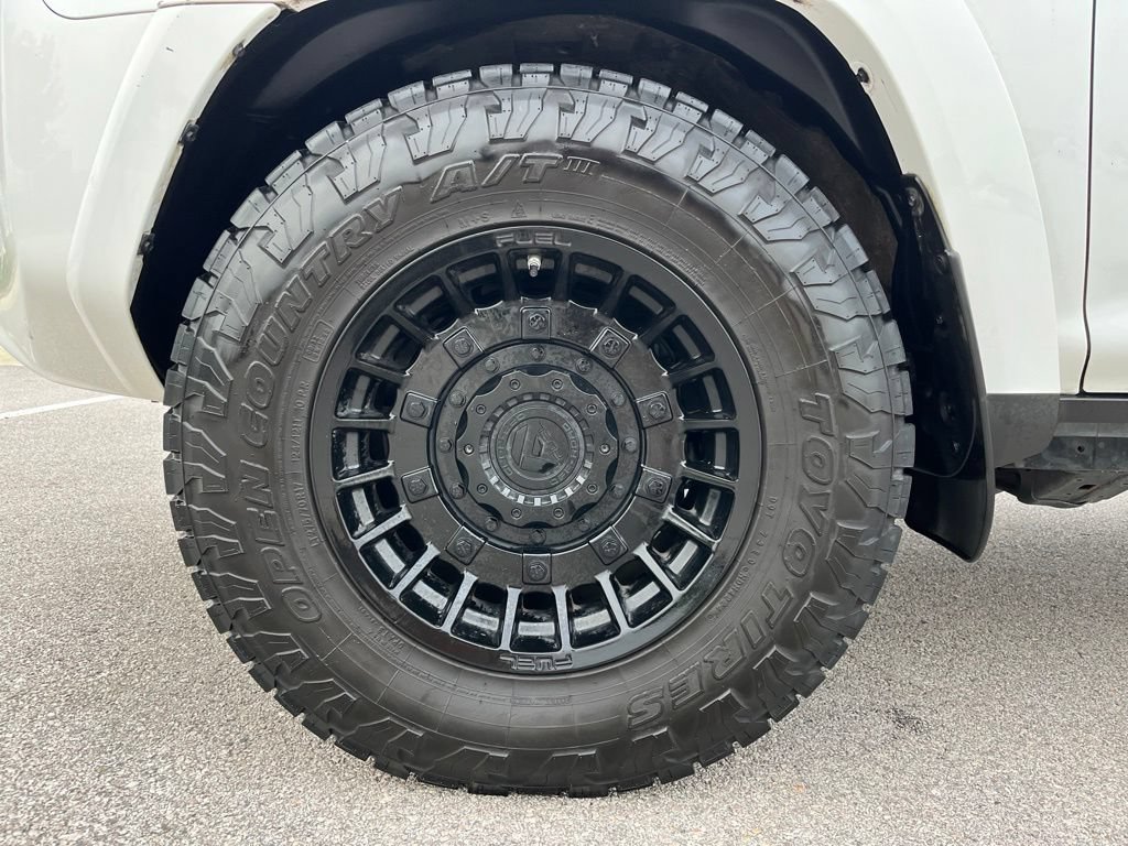 Used 2021 Toyota 4Runner SR5 RWD image 10