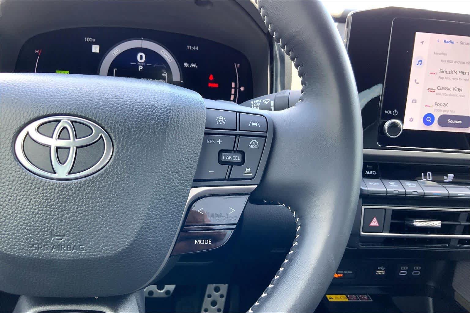 Used 2025 Toyota Camry SE FWD image 47