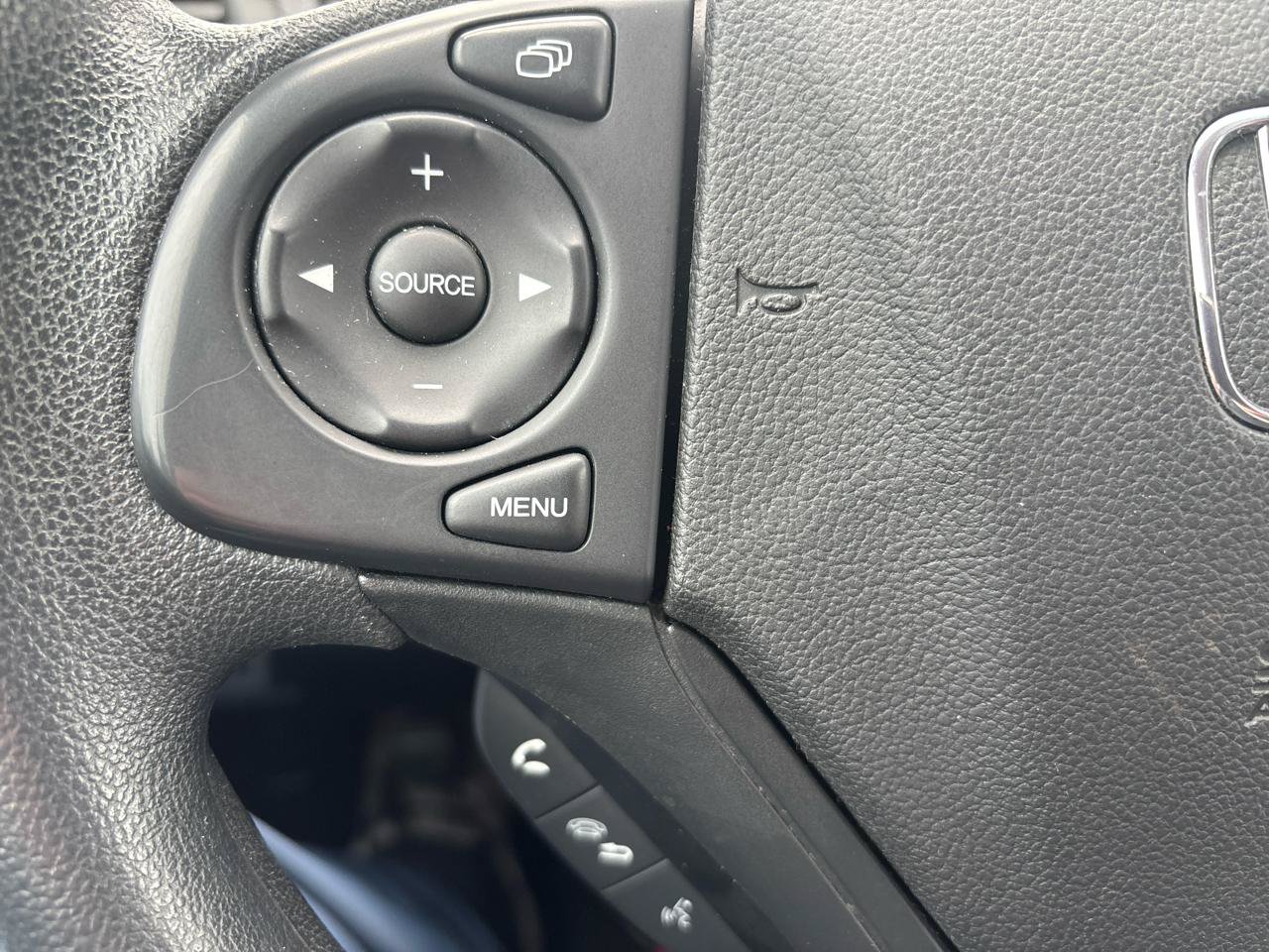Used 2015 Honda CR-V LX image 26