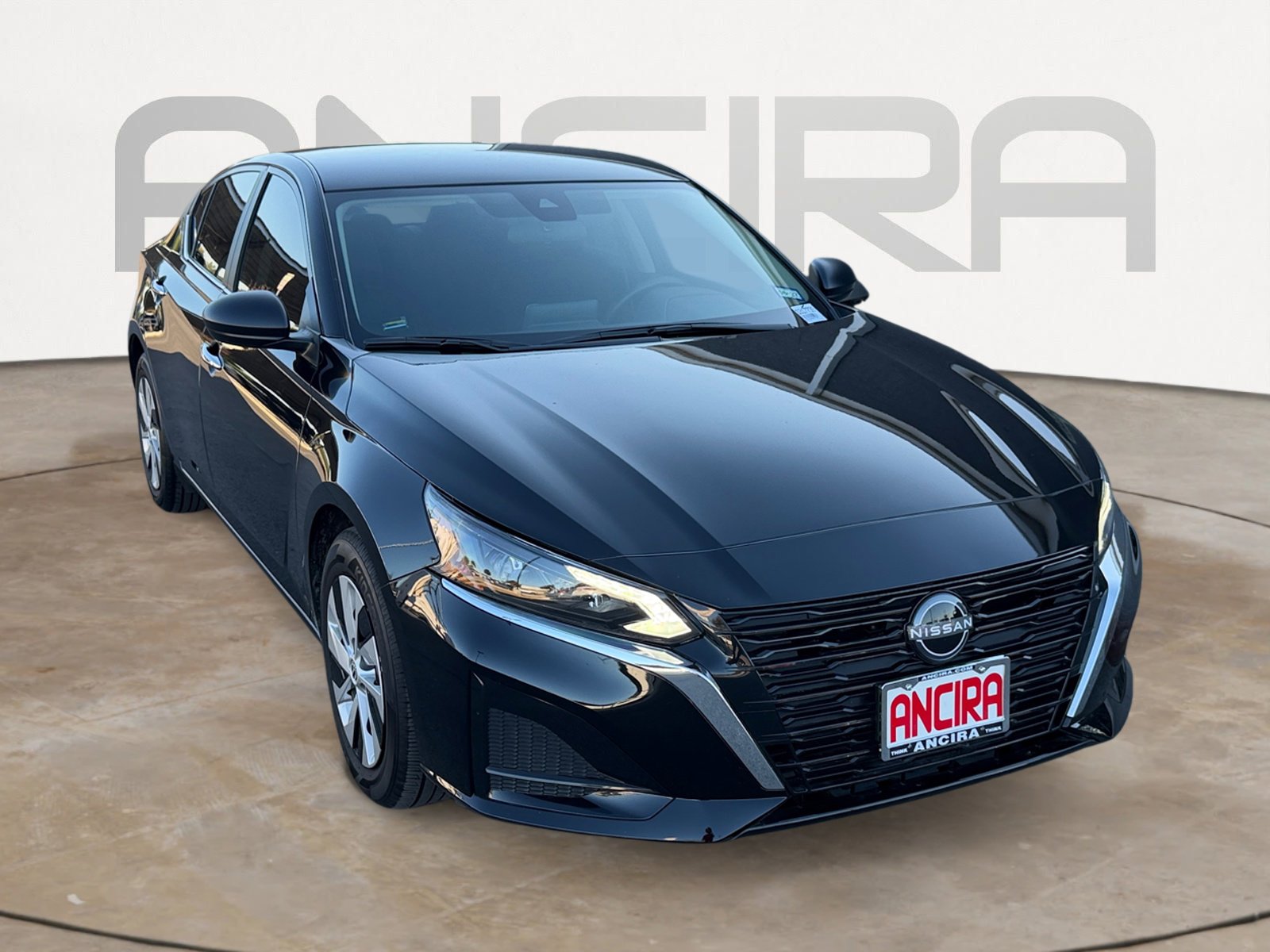 Used 2025 Nissan Altima 2.5 S image 4