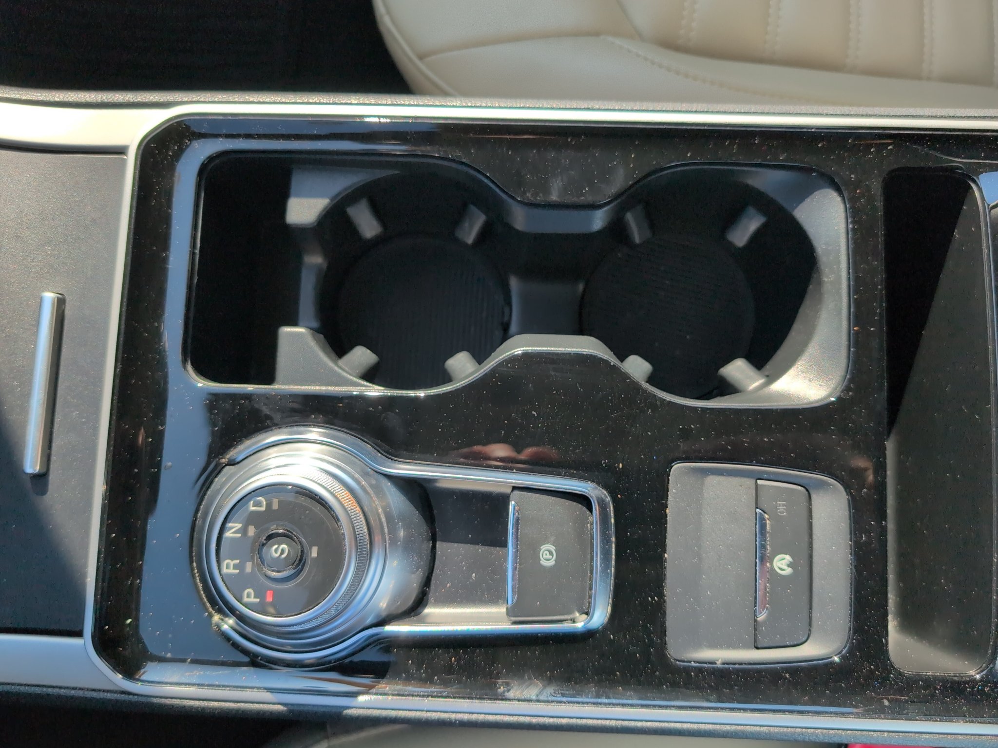 Used 2020 Ford Edge SEL w/ Convenience Package FWD image 23
