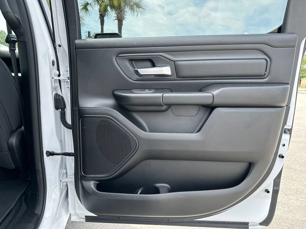 Used 2025 RAM 1500 Tradesman AWD/4WD image 16