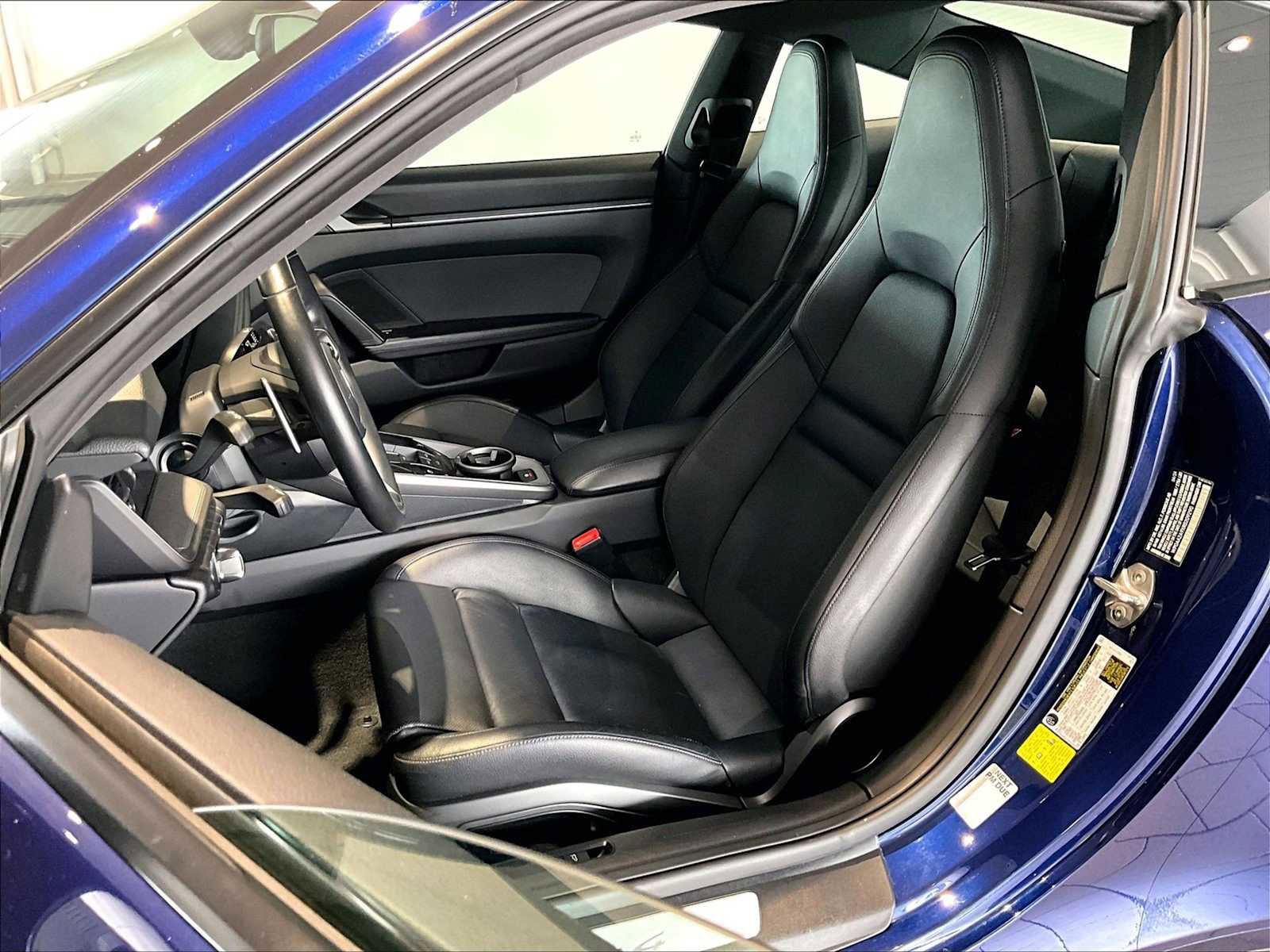 Used 2024 Porsche 911 Carrera 4 image 8