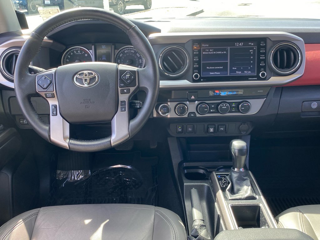 Used 2023 Toyota Tacoma SR5 w/ Technology Package image 7