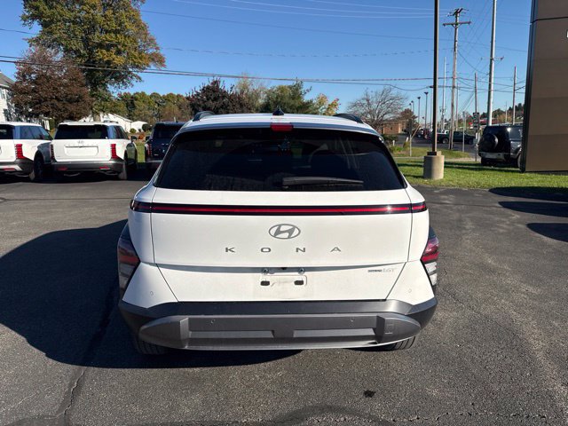 Used 2025 Hyundai Kona Limited AWD/4WD image 7