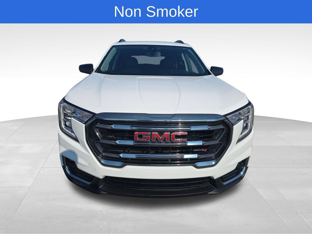 Used 2023 GMC Terrain AT4 AWD/4WD image 9
