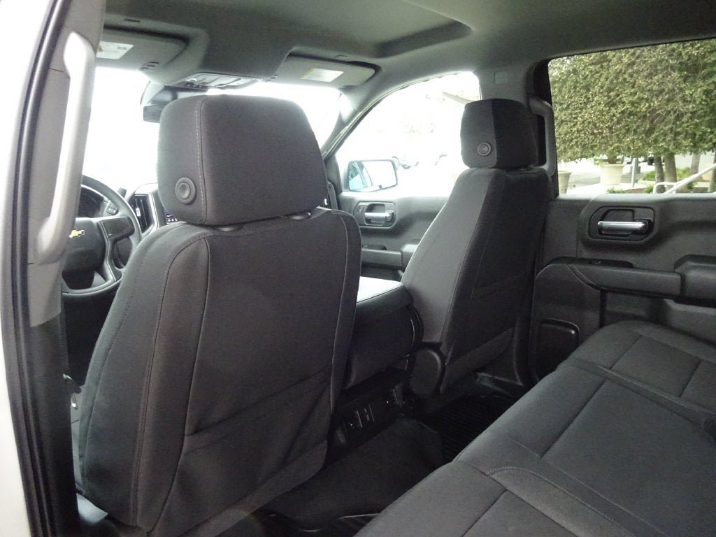 New 2026 Chevrolet Silverado 1500 Custom RWD image 19