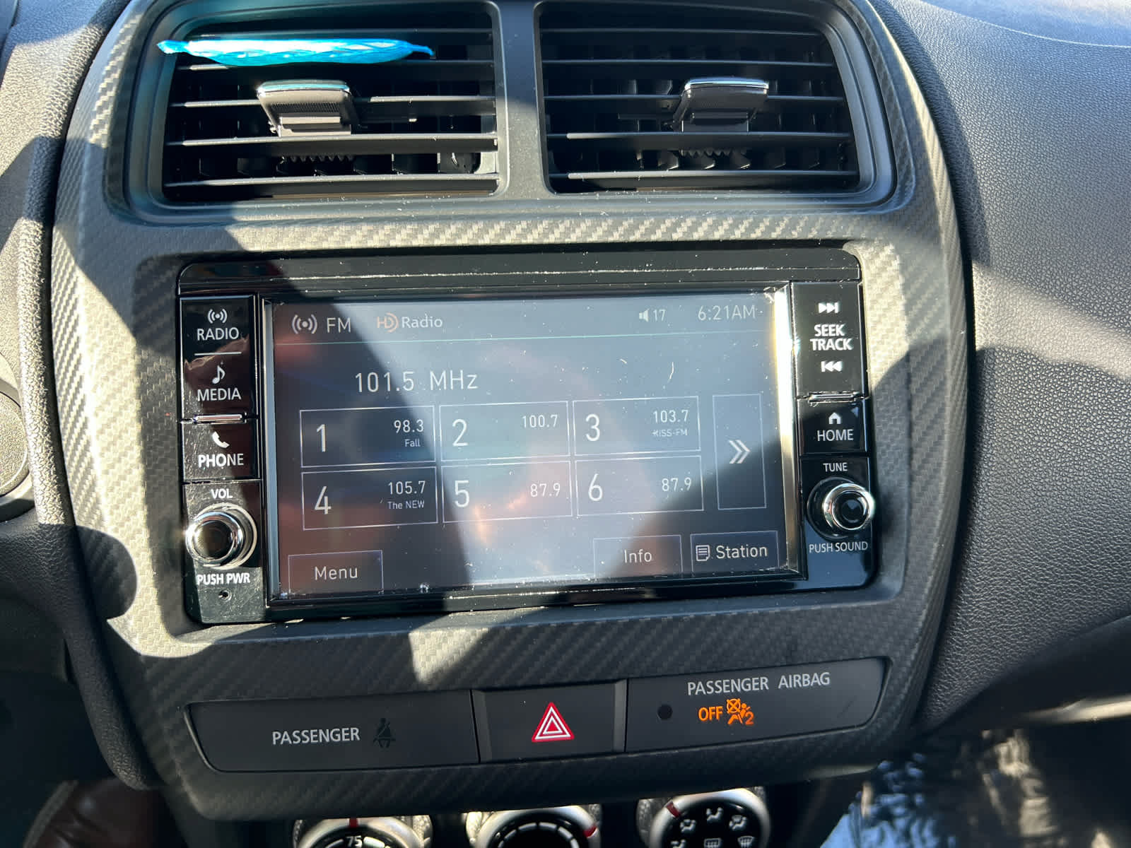 Used 2024 Mitsubishi Outlander Sport ES AWD/4WD image 16