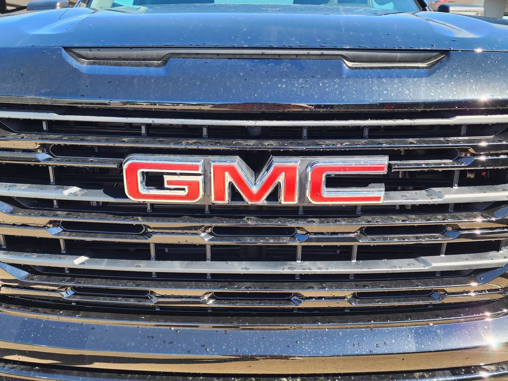 New 2026 GMC Sierra 1500 Elevation image 10