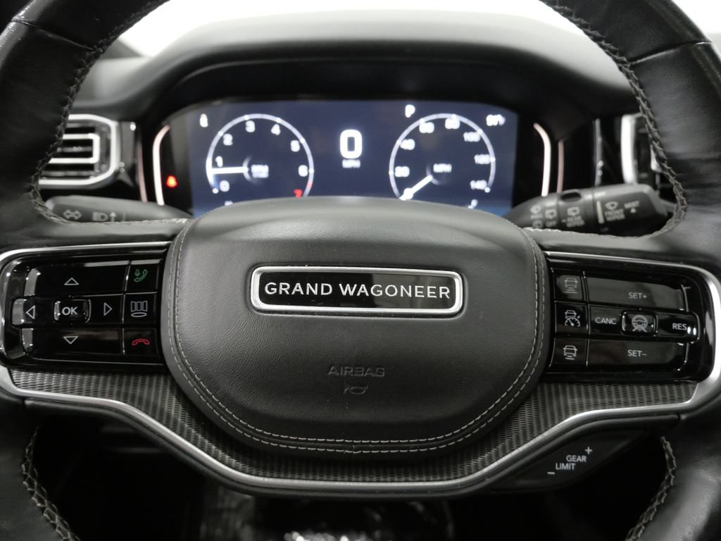 Used 2022 Jeep Grand Wagoneer Series II AWD/4WD image 15