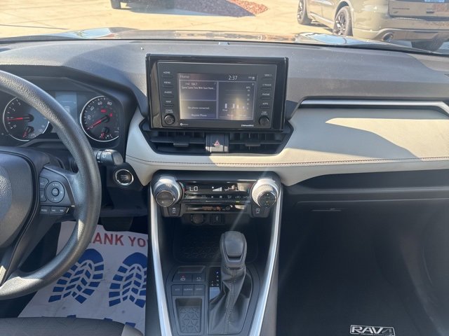 Used 2022 Toyota RAV4 XLE image 14