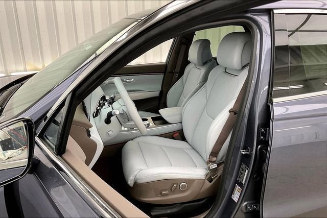 New 2026 Genesis GV70 2.5T Advanced AWD/4WD image 32