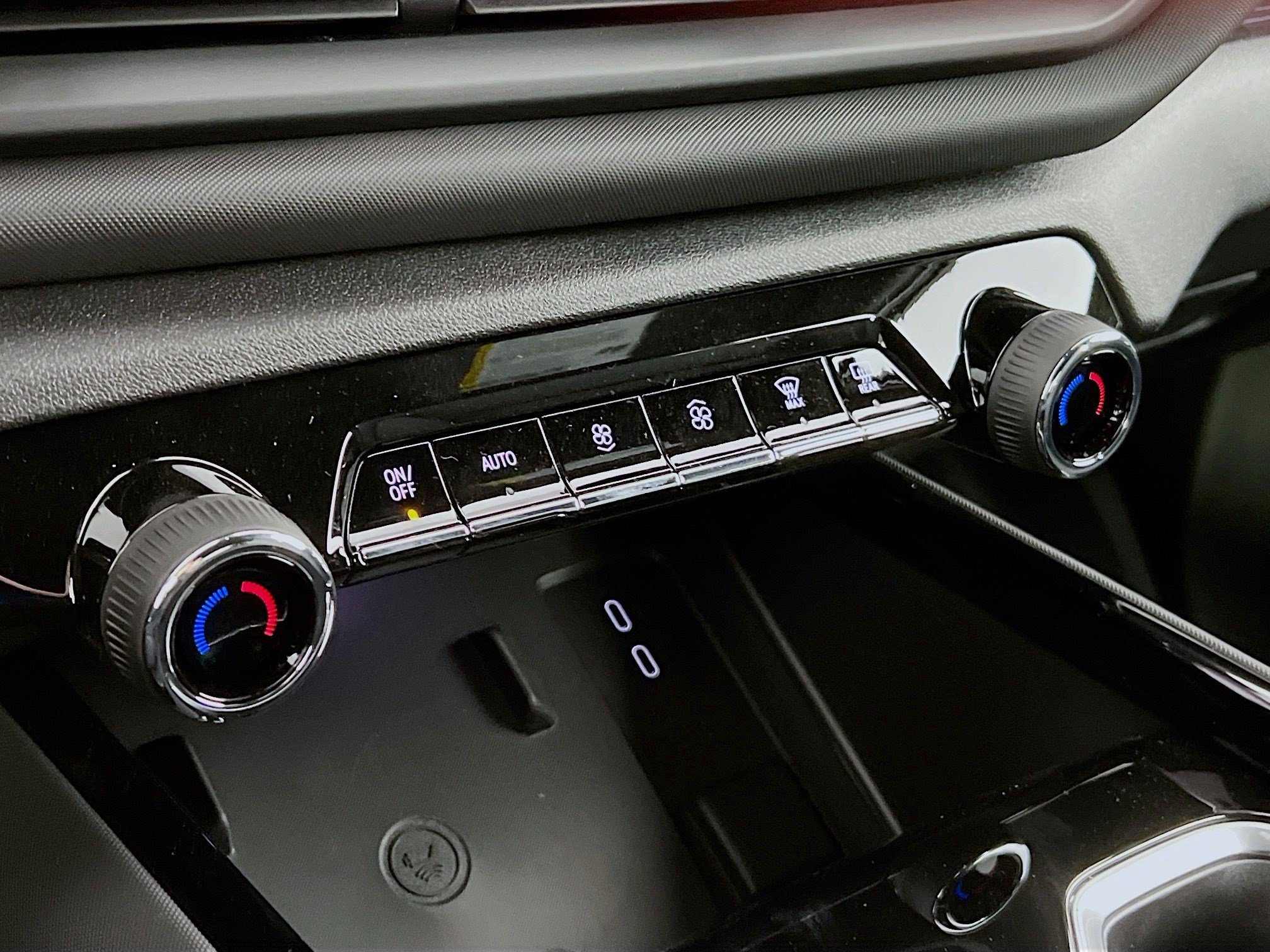 New 2026 Chevrolet Silverado EV LT AWD/4WD image 11
