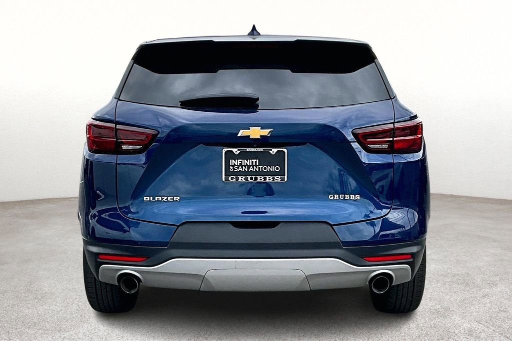 Used 2023 Chevrolet Blazer LT image 6