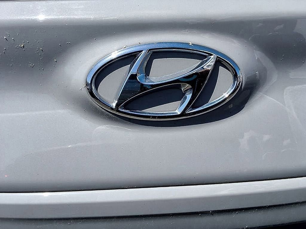 Used 2022 Hyundai Kona SE FWD image 23