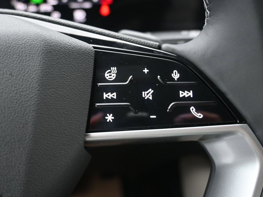 New 2025 Audi Q5 Prestige image 27