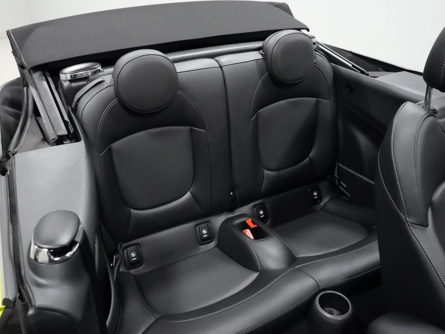 Certified 2024 MINI Cooper S FWD image 9