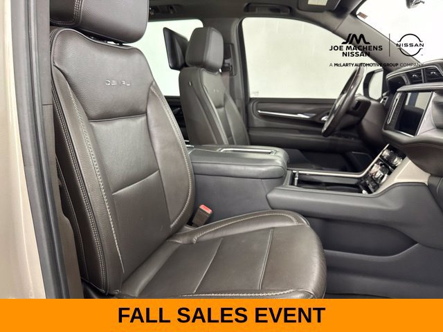 Used 2021 GMC Yukon Denali w/ Denali Premium Package AWD/4WD image 31