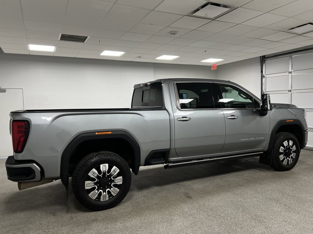 Used 2024 GMC Sierra 2500 Denali w/ Denali Reserve Package image 14