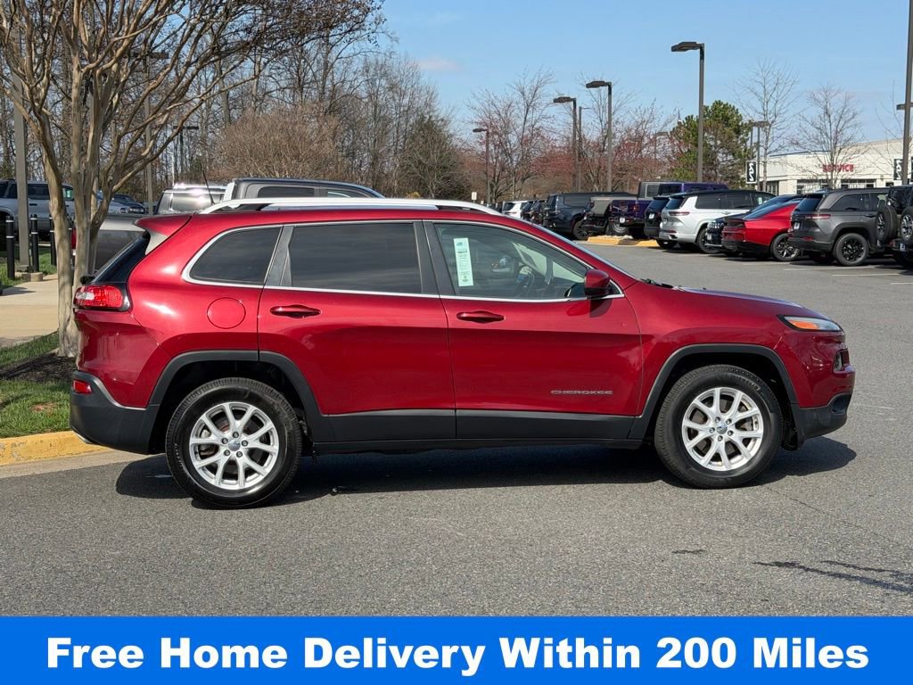 Used 2016 Jeep Cherokee Latitude image 5