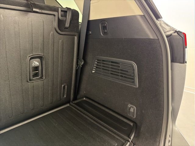 Used 2024 Nissan Pathfinder S w/ Cargo Package image 32