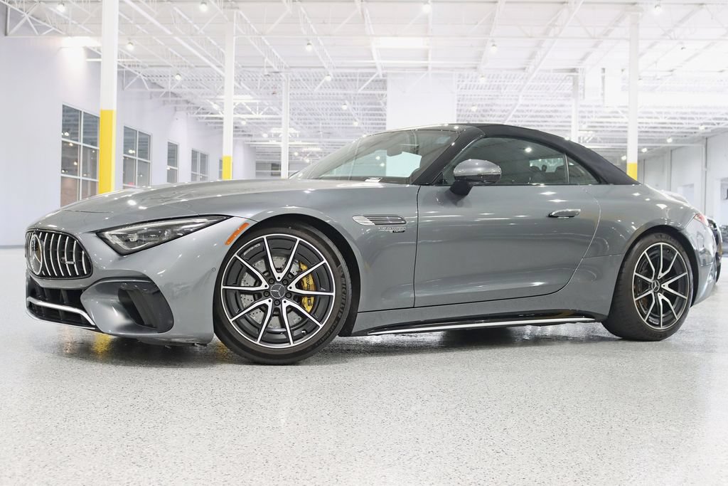 Used 2023 Mercedes-Benz SL 63 AMG 4MATIC image 2