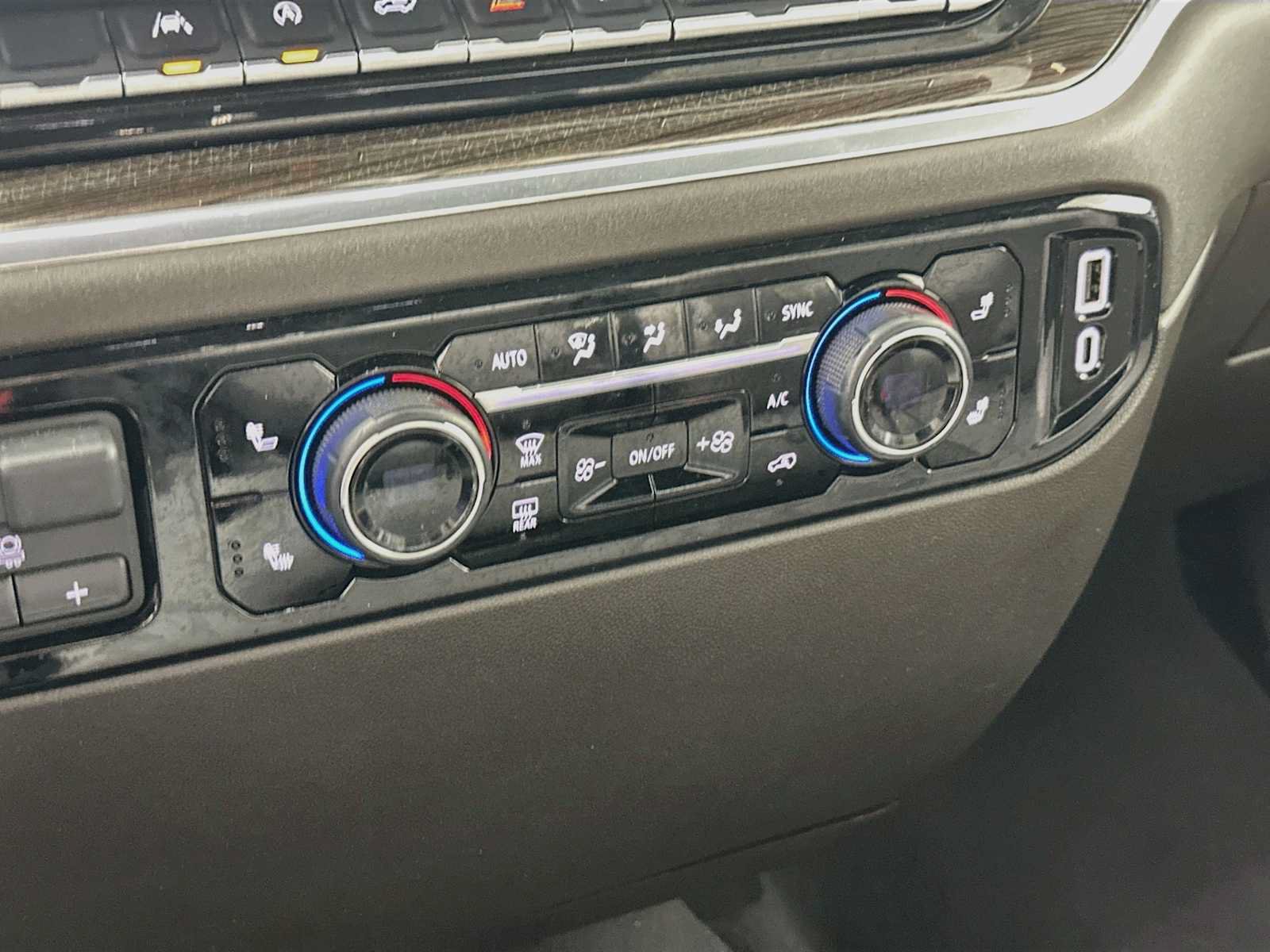 Used 2026 Chevrolet Silverado 1500 RST AWD/4WD image 14
