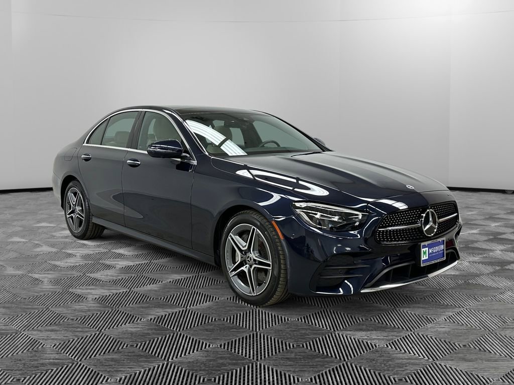 Used 2023 Mercedes-Benz E 350 4MATIC Sedan image 7