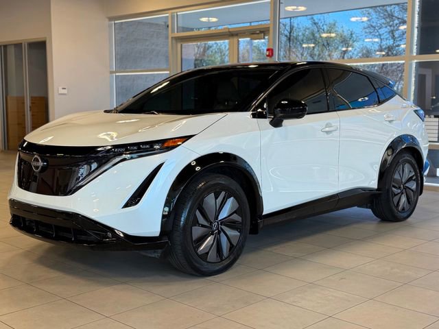 Used 2023 Nissan Ariya AWD image 4