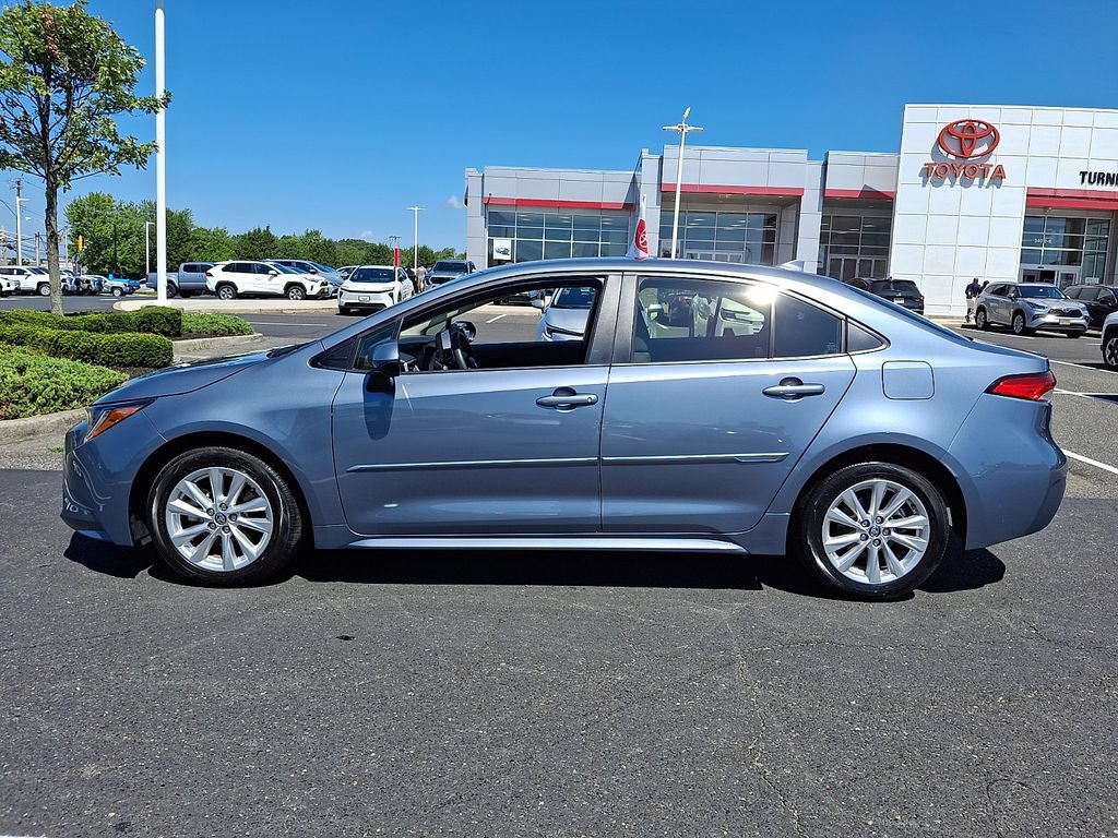 Certified 2023 Toyota Corolla LE w/ LE Convenience Package FWD image 7