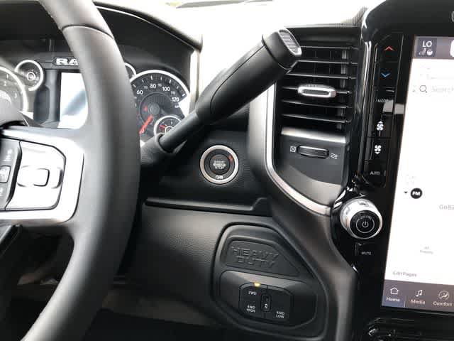 New 2026 RAM 3500 Big Horn AWD/4WD image 26