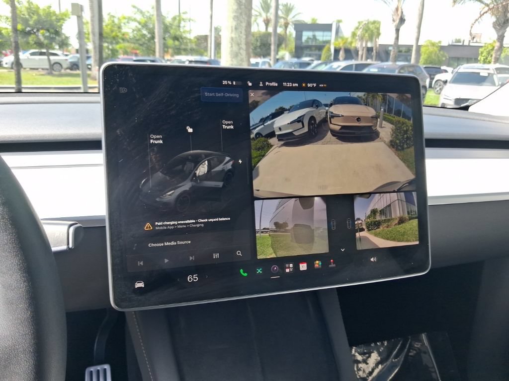 Used 2022 Tesla Model Y Performance AWD/4WD image 21