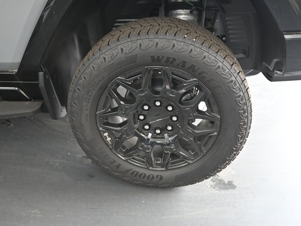 New 2025 GMC Hummer EV 2X image 12