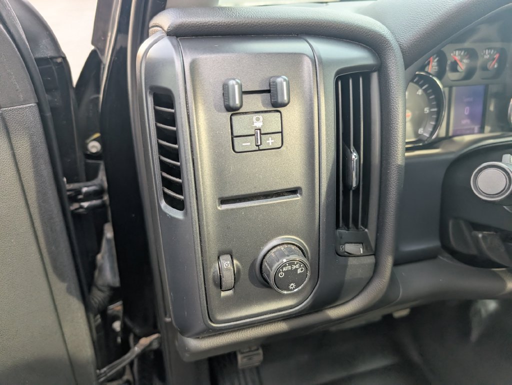 Used 2015 Chevrolet Silverado 1500 W/T w/ Black Out Edition RWD image 15