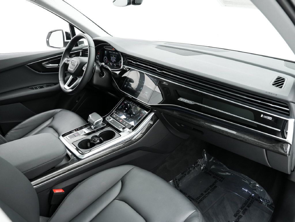 Used 2022 Audi Q7 3.0T Premium AWD/4WD image 21