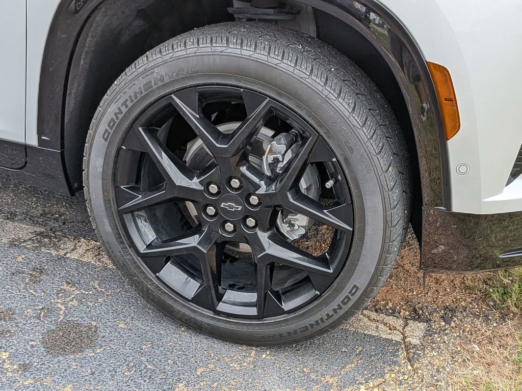 Used 2024 Chevrolet Traverse RS image 9