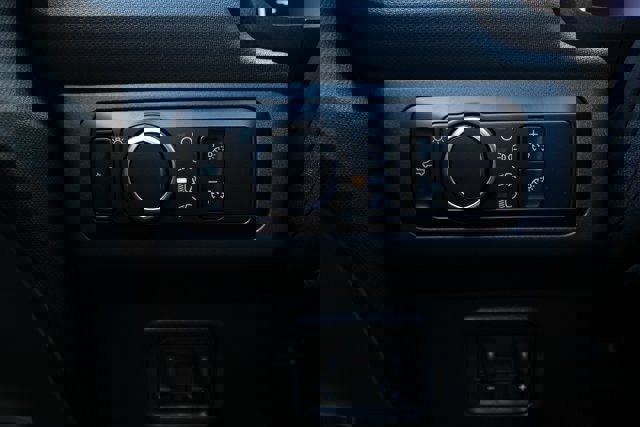 New 2025 Ford Maverick XLT w/ XLT Luxury Package image 16