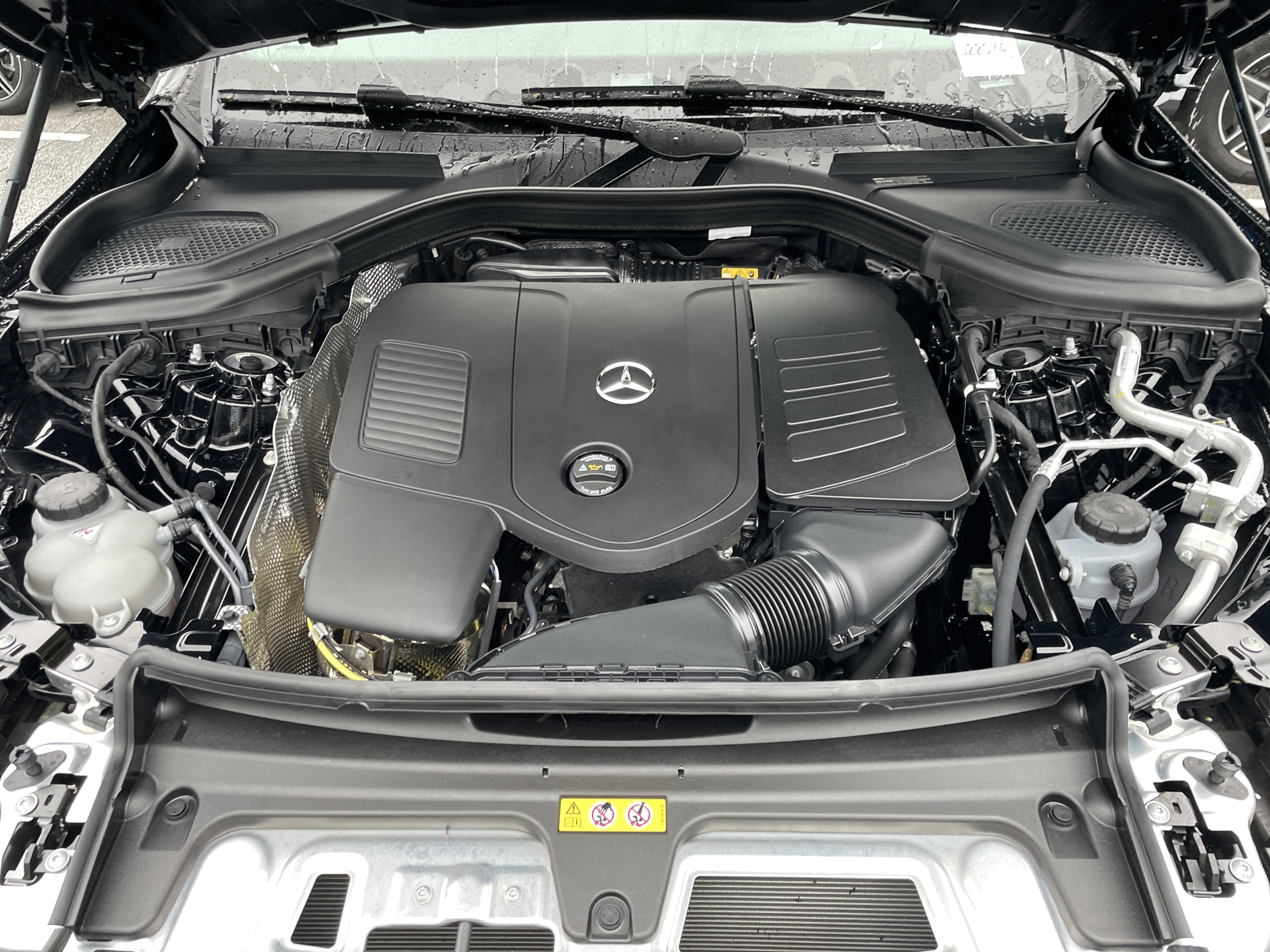 Certified 2025 Mercedes-Benz GLC 300 4MATIC image 51