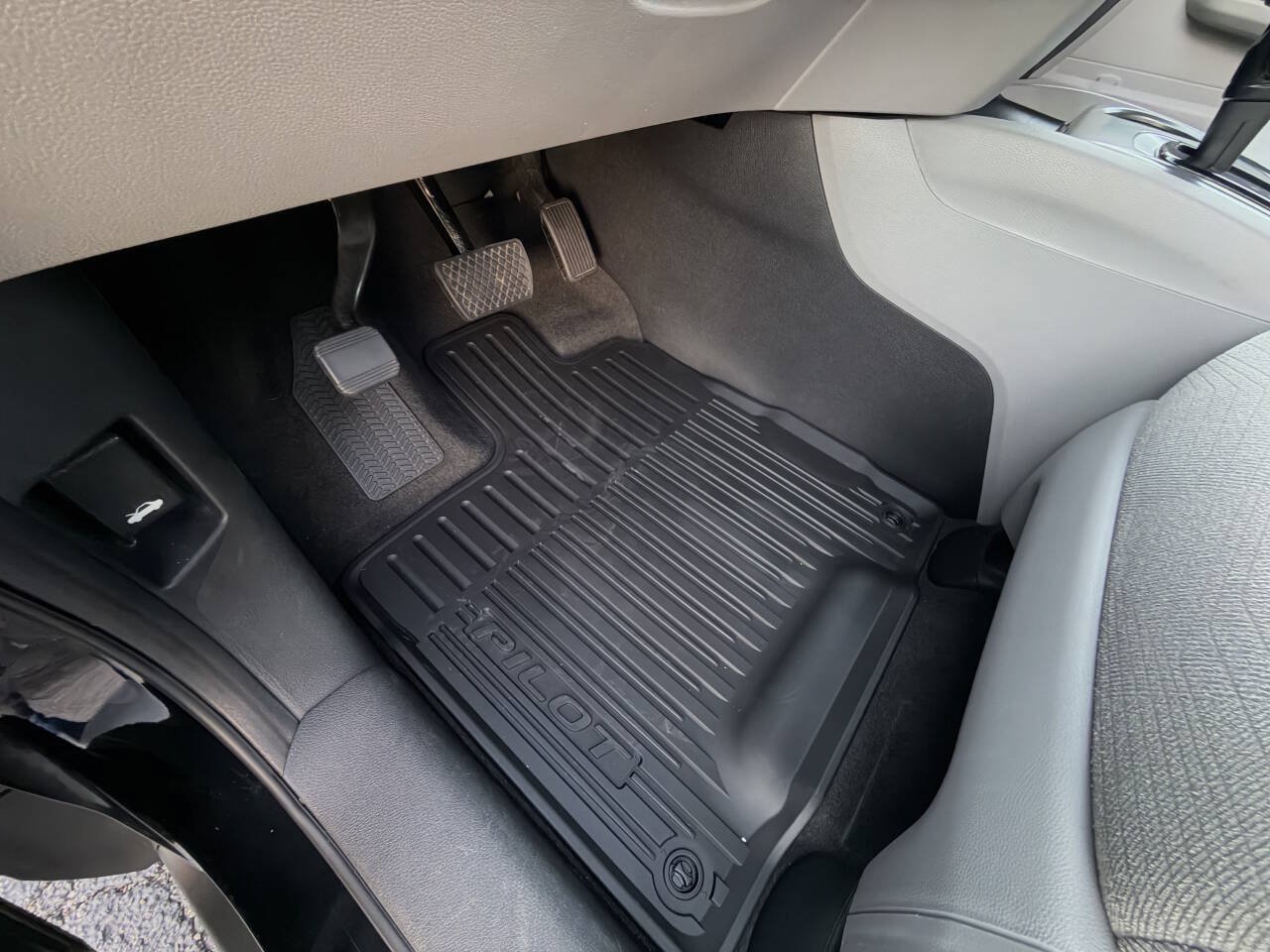 Used 2018 Honda Pilot EX image 14