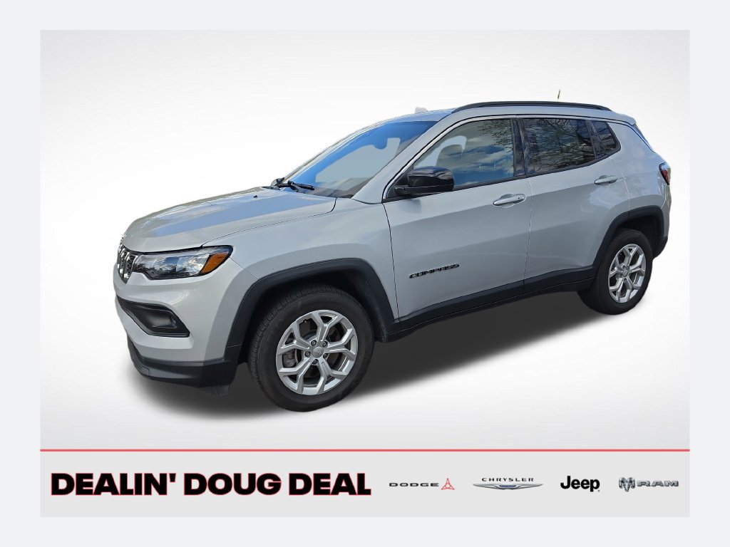 Used 2024 Jeep Compass Latitude