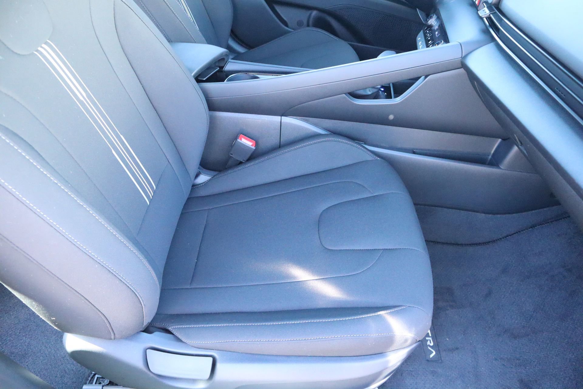 New 2026 Hyundai Elantra SEL Sport image 19