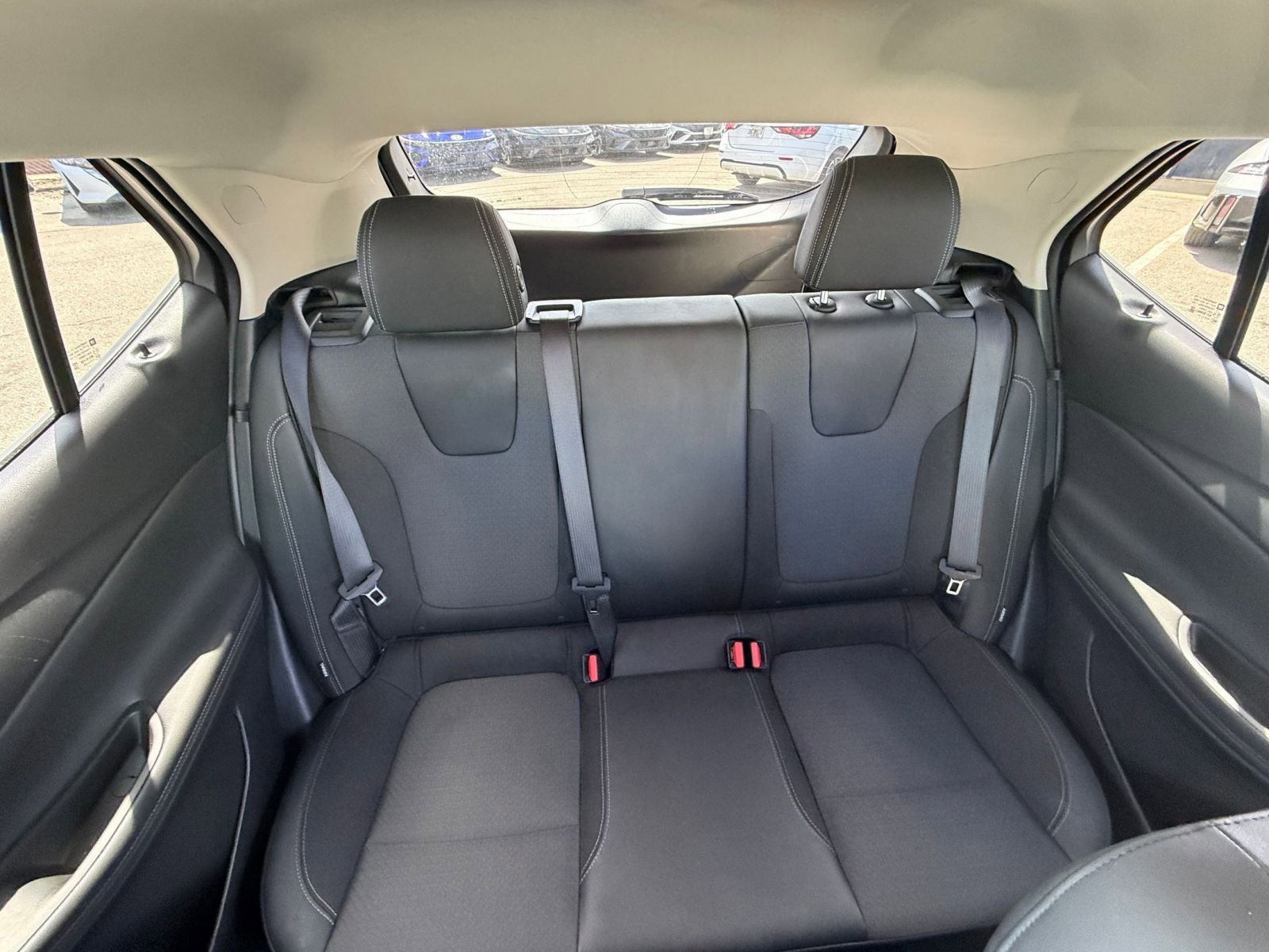 Used 2025 Buick Encore GX Preferred image 37